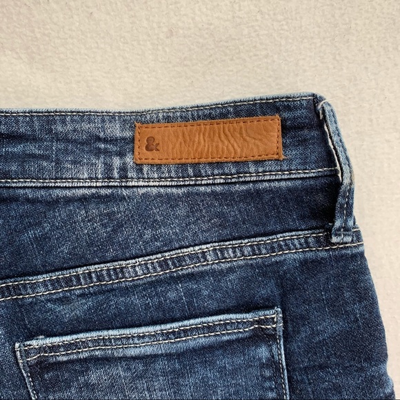Dark Denim H&M Hot Short Shorts - Picture 3 of 3